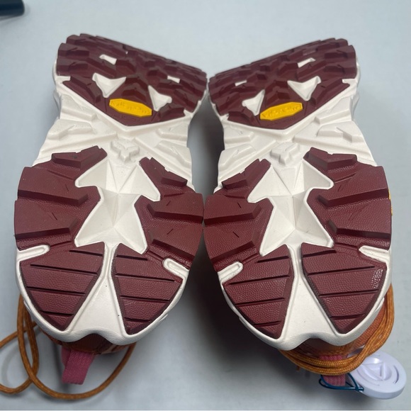 BNIB HOKA ONE ONE ANACAPA MID GTX $195 US 5.5M Price Firm no discounts - Picture 11 of 16